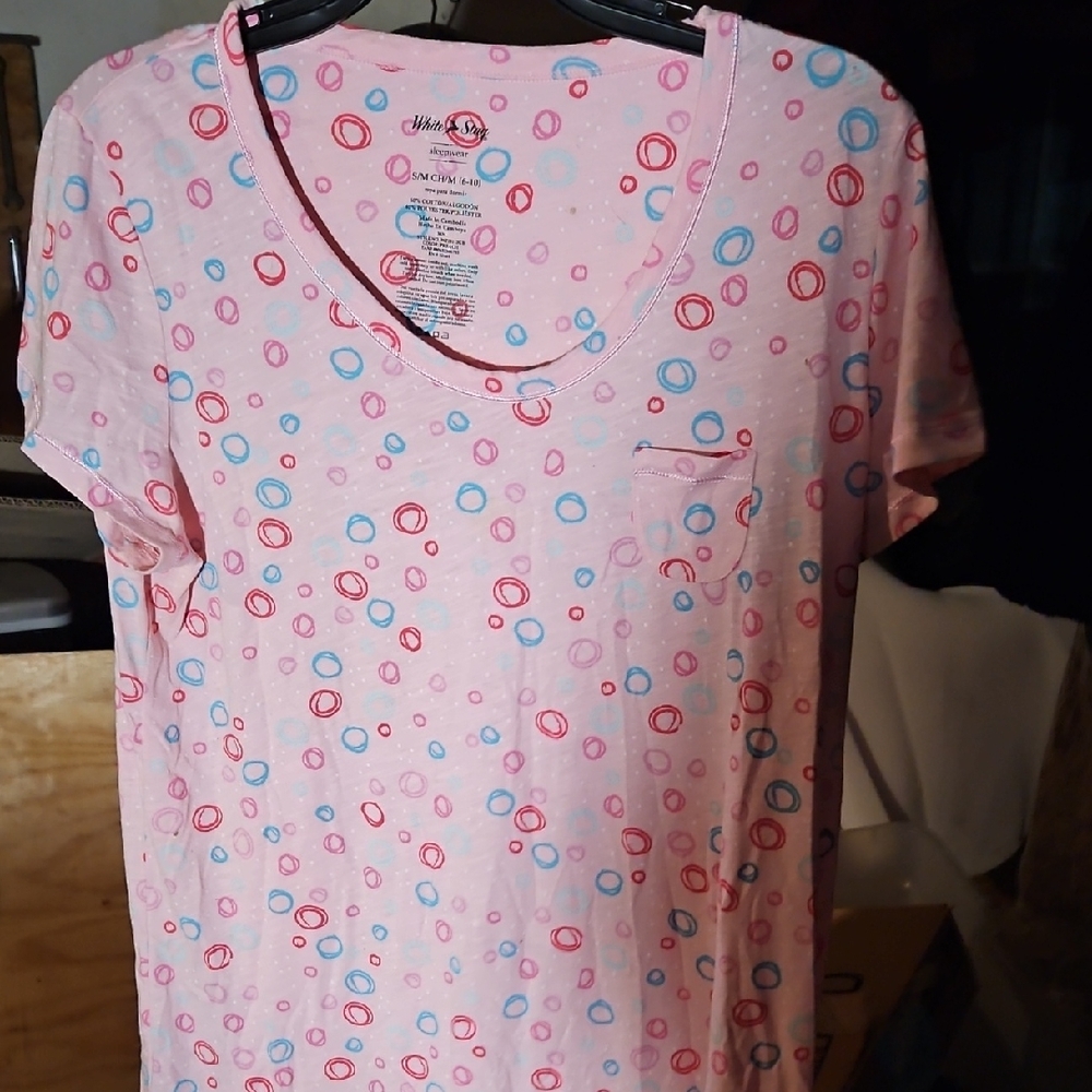 White Stag Pink and Blue Circle Pattern Sleep Shirt